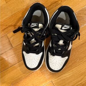Nike Dunk Low Panda - Black and White Classic Sneakers size 1 youth